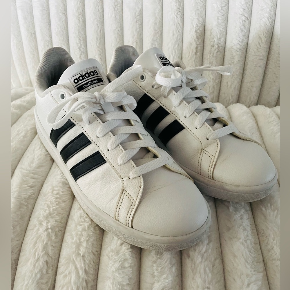 Adidas Cloudfoam - Black Stripe